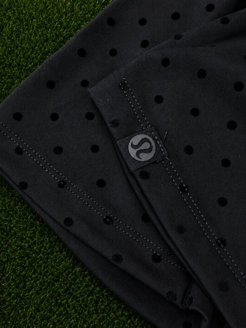 Lululemon Define LEGGINGS Set (Polka Dot) Size 4-8 - Picture 3 of 3
